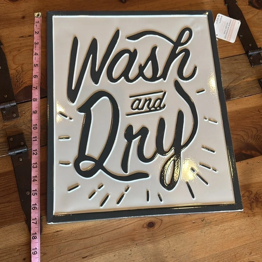 Gray and White 'Wash and Dry' Wall Sign - Picture 4 of 7